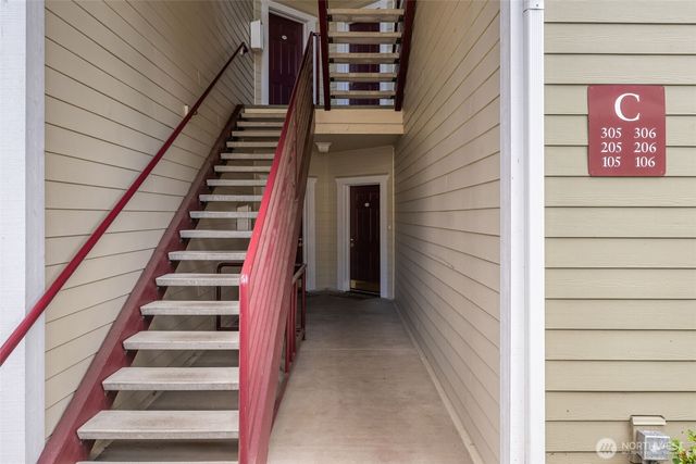 13000 Admiralty Way #C105, Everett, WA 98204