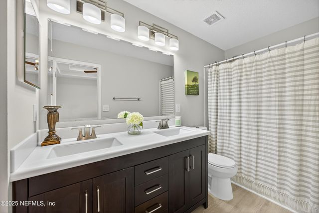 8875 INLET BLUFF Drive, Jacksonville, FL 32216