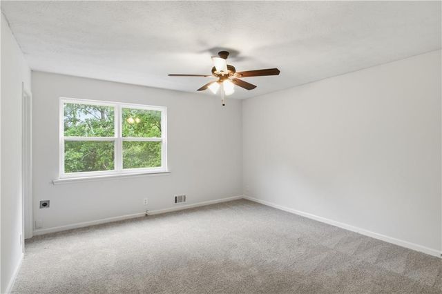 3936 Rolling Place, Conley, GA 30288