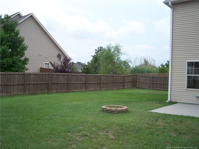 70 Carlisle Place, Spring Lake, NC 28390