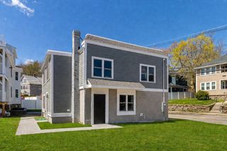30 Columbus Ave 4, Waltham, MA 02451