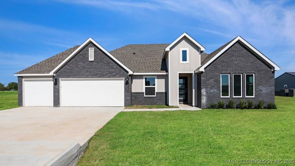 3455 E 155th Street S, Bixby, OK 74008