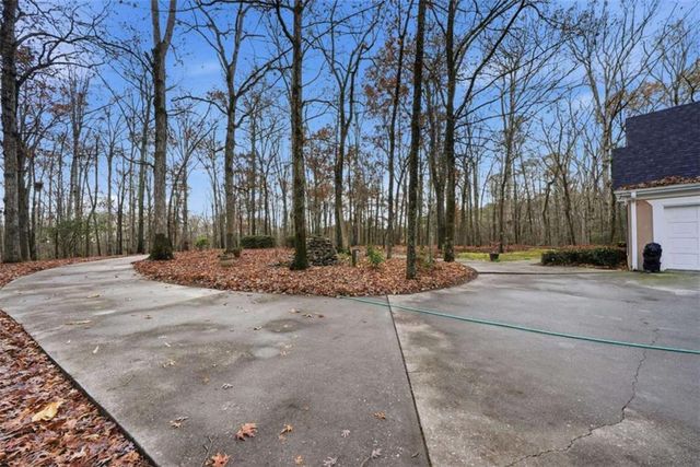 2901 Briscoe Road, Loganville, GA 30052