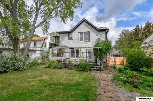 1221 Rose Street, Lincoln, NE 68502