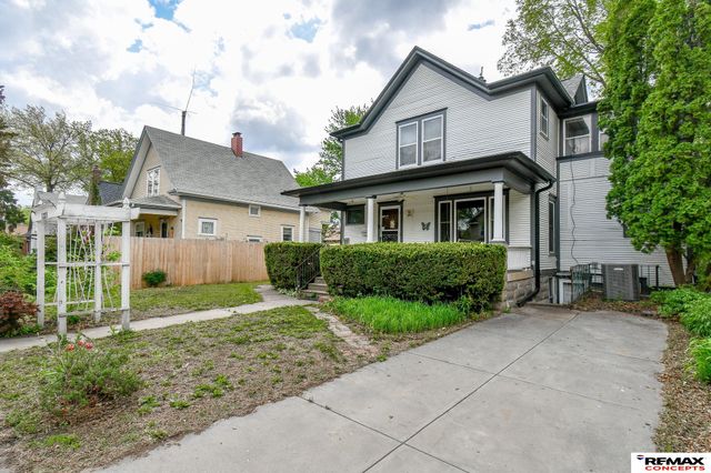 1221 Rose Street, Lincoln, NE 68502