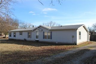 401 S Carbon Street, Girard, KS 66743