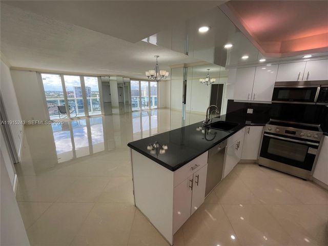 3800 S Ocean Drive 1823, Hollywood, FL 33019