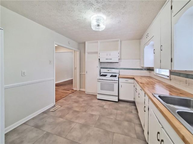 3018 Grand Avenue SW, Atlanta, GA 30315