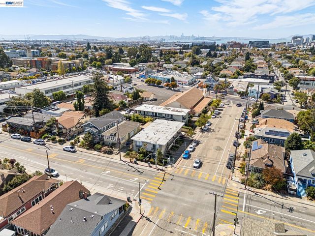 901 55Th St, Oakland, CA 94608