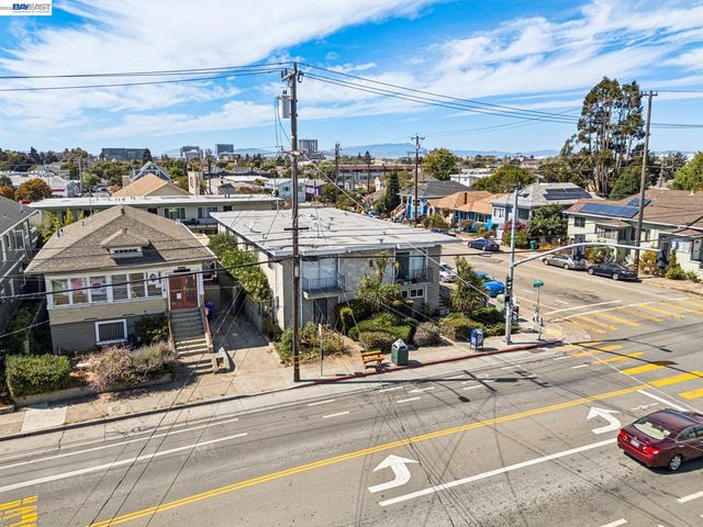 901 55Th St, Oakland, CA 94608