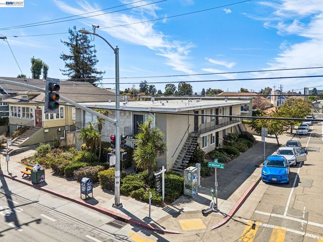 901 55Th St, Oakland, CA 94608
