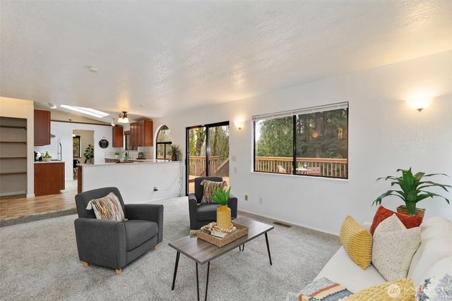 3661 NE Liverpool Drive, Bremerton, WA 98311