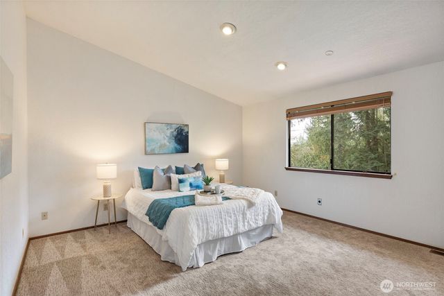 3661 NE Liverpool Drive, Bremerton, WA 98311