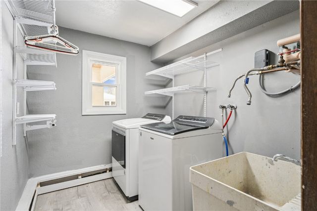 6910 Kiowa Trace NE, Cedar Rapids, IA 52411