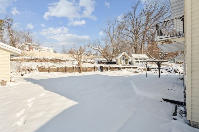 6910 Kiowa Trace NE, Cedar Rapids, IA 52411