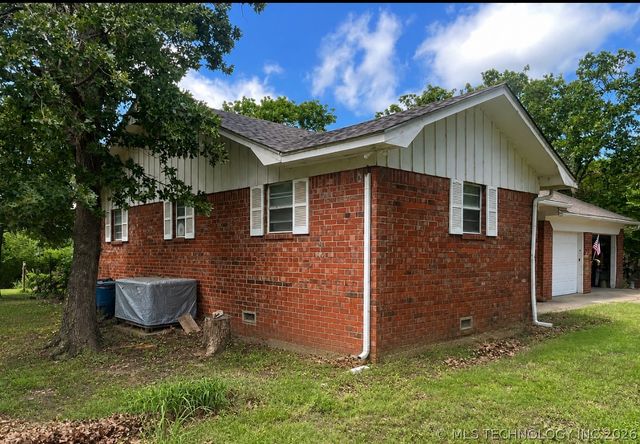 5314 W Lake Drive, Terlton, OK 74081