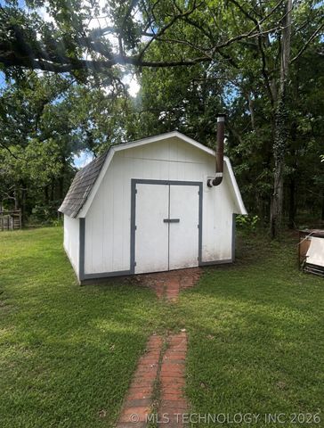 5314 W Lake Drive, Terlton, OK 74081