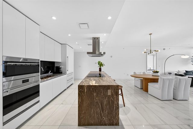 700 NE 26 Ter 3602, Miami, FL 33137