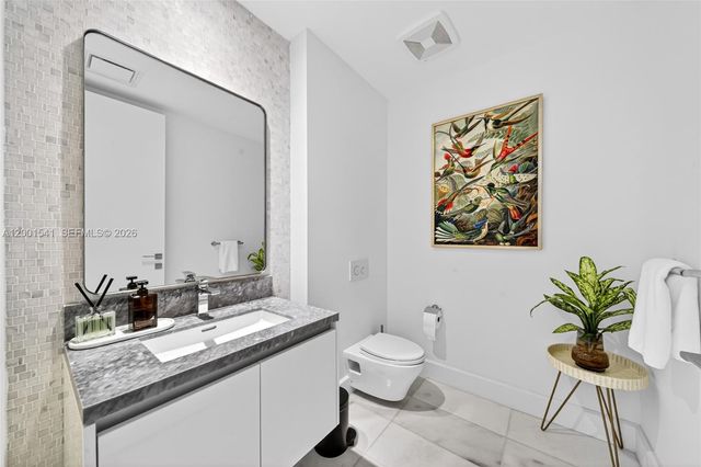 700 NE 26 Ter 3602, Miami, FL 33137