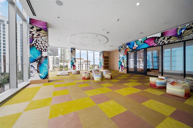 700 NE 26 Ter 3602, Miami, FL 33137