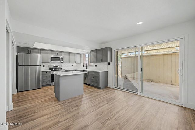 4356 W OCOTILLO Road, Glendale, AZ 85301