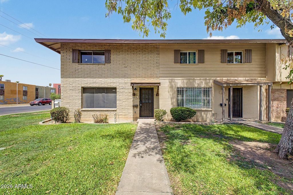 4356 W OCOTILLO Road, Glendale, AZ 85301