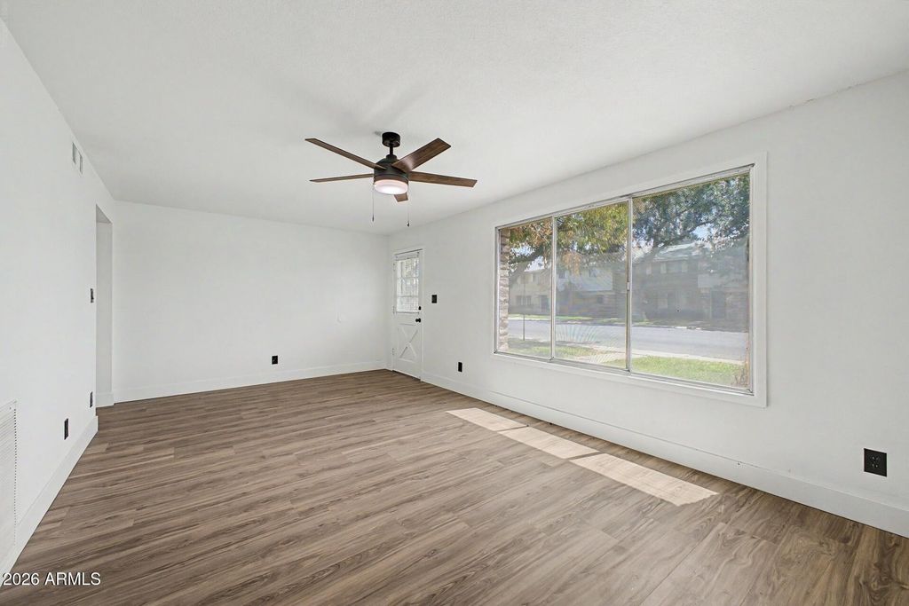 4356 W OCOTILLO Road, Glendale, AZ 85301 — photo 5
