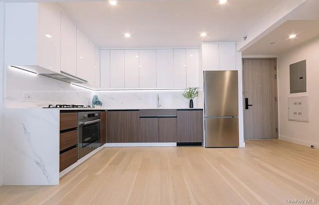 144-49 Northern Boulevard 403, Flushing, NY 11354