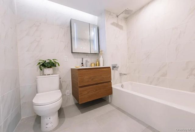 144-49 Northern Boulevard 403, Flushing, NY 11354