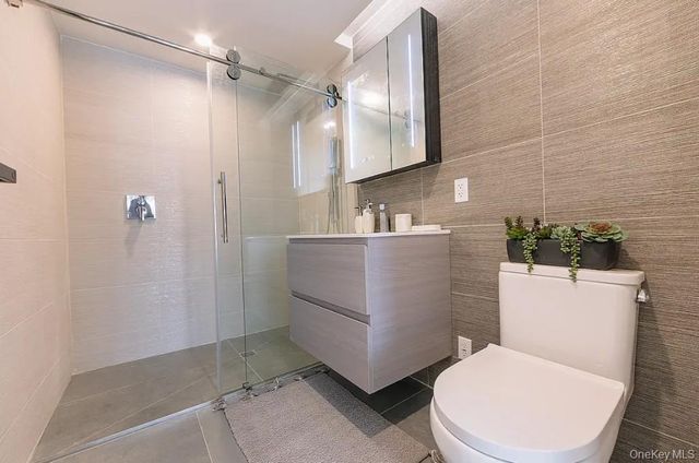 144-49 Northern Boulevard 403, Flushing, NY 11354