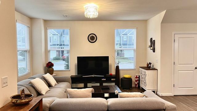 538 Watercress Drive, Aurora, IL 60504