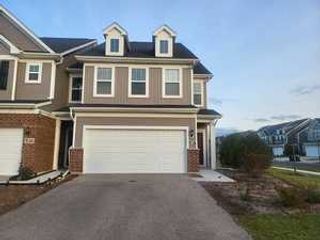 538 Watercress Drive, Aurora, IL 60504