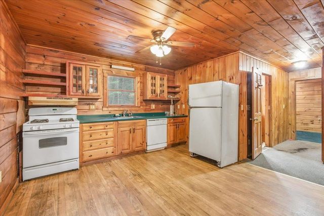 2352 Minard Hill Road, Groton, VT 05046