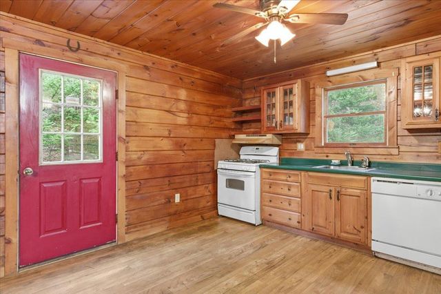 2352 Minard Hill Road, Groton, VT 05046