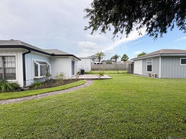 1437 Huron Avenue, Metairie, LA 70005
