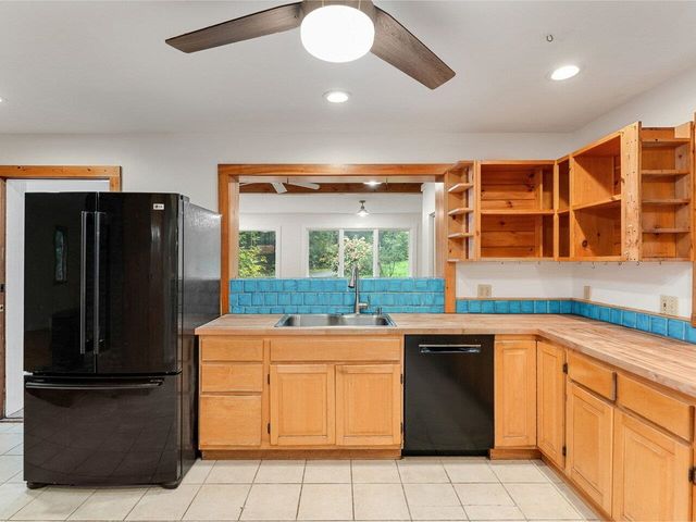 475 Pettingill Road, Westford, VT 05494