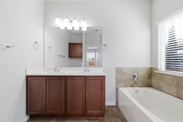 2237 Olive Hill DR, New Braunfels, TX 78130