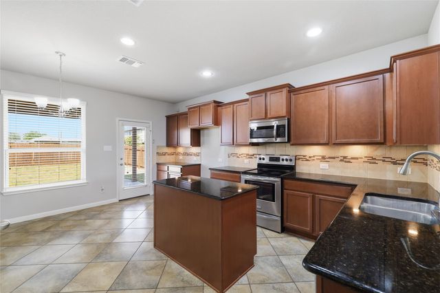 2237 Olive Hill DR, New Braunfels, TX 78130