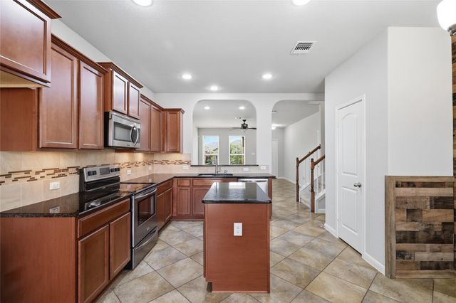 2237 Olive Hill DR, New Braunfels, TX 78130