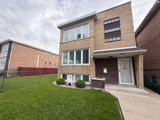 5432 S Kilbourn Avenue, Chicago, IL 60632