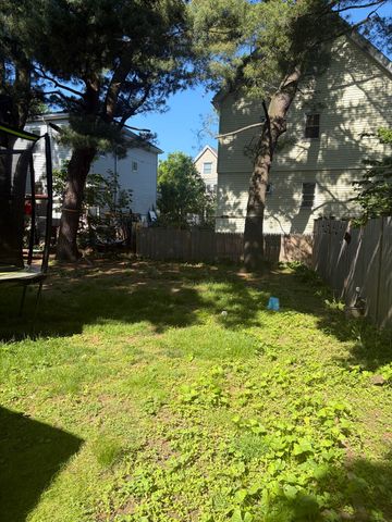 30 Cushing St B, Cambridge, MA 02138