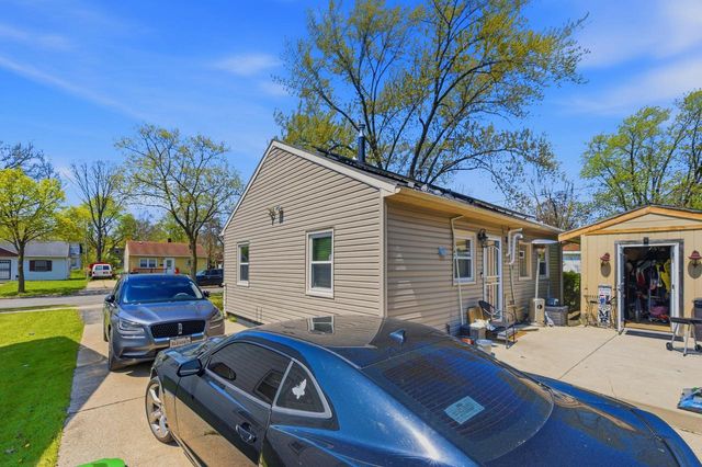 5360 N 50th STREET, Milwaukee, WI 53218