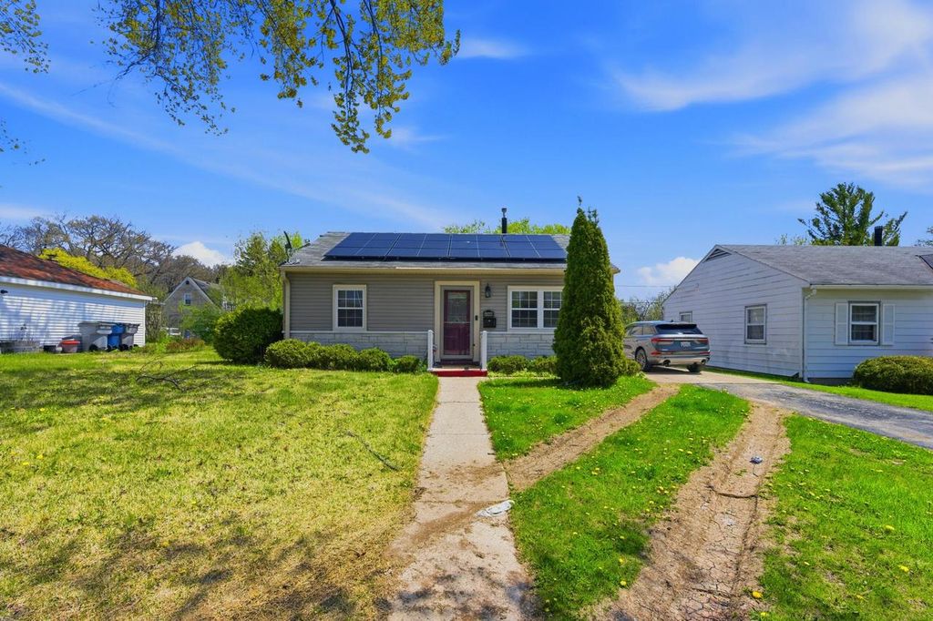 5360 N 50th STREET, Milwaukee, WI 53218