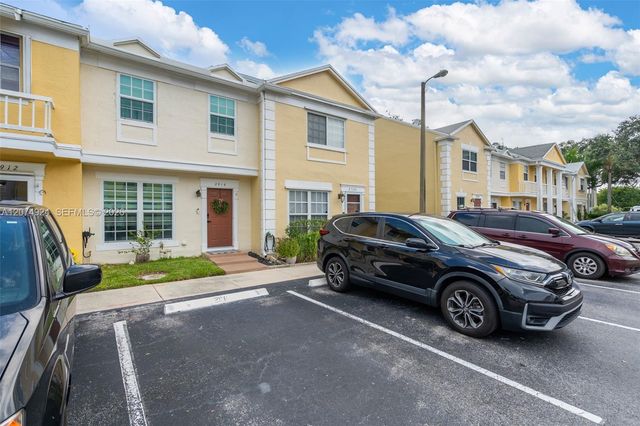 2916 Dorchester Lane, Cooper City, FL 33026
