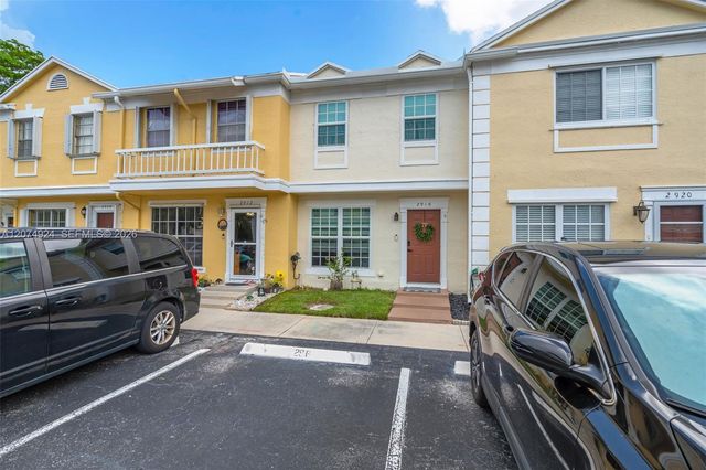 2916 Dorchester Lane, Cooper City, FL 33026