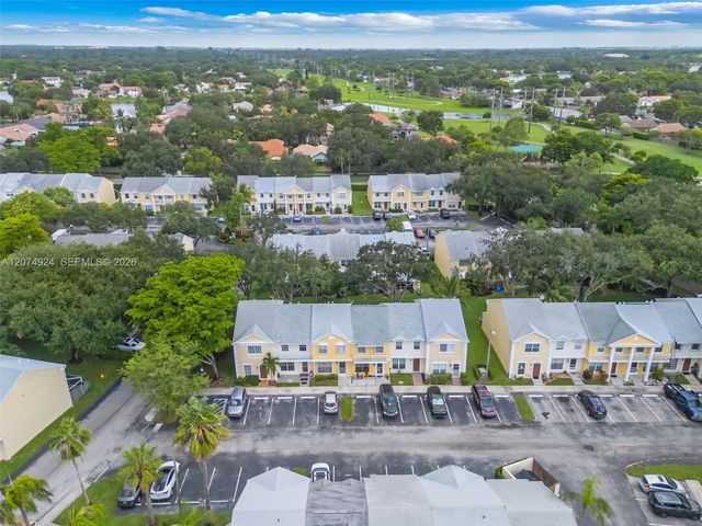 2916 Dorchester Lane, Cooper City, FL 33026
