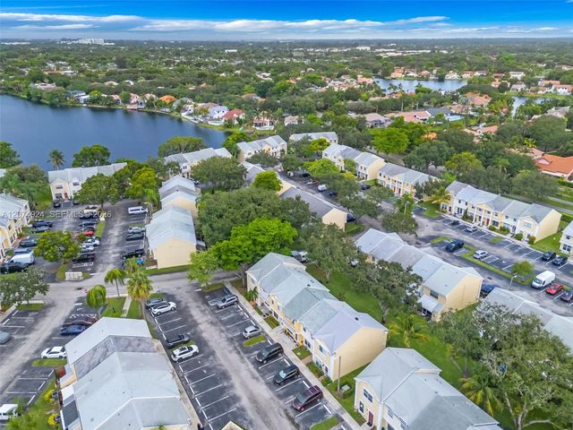 2916 Dorchester Lane, Cooper City, FL 33026