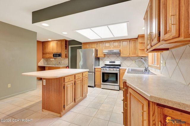 4701 S Redoubt Drive, Wasilla, AK 99654