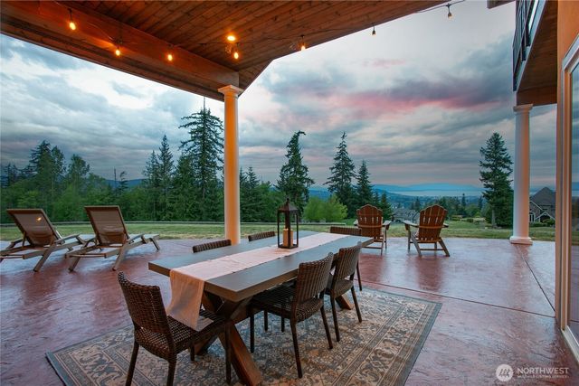 1880 Vineyard Place, Bellingham, WA 98226