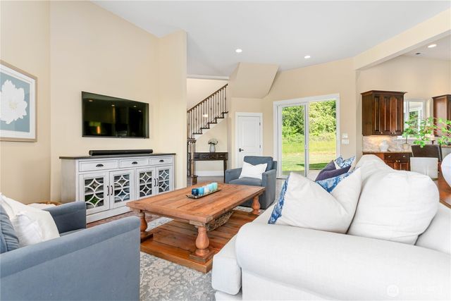1880 Vineyard Place, Bellingham, WA 98226